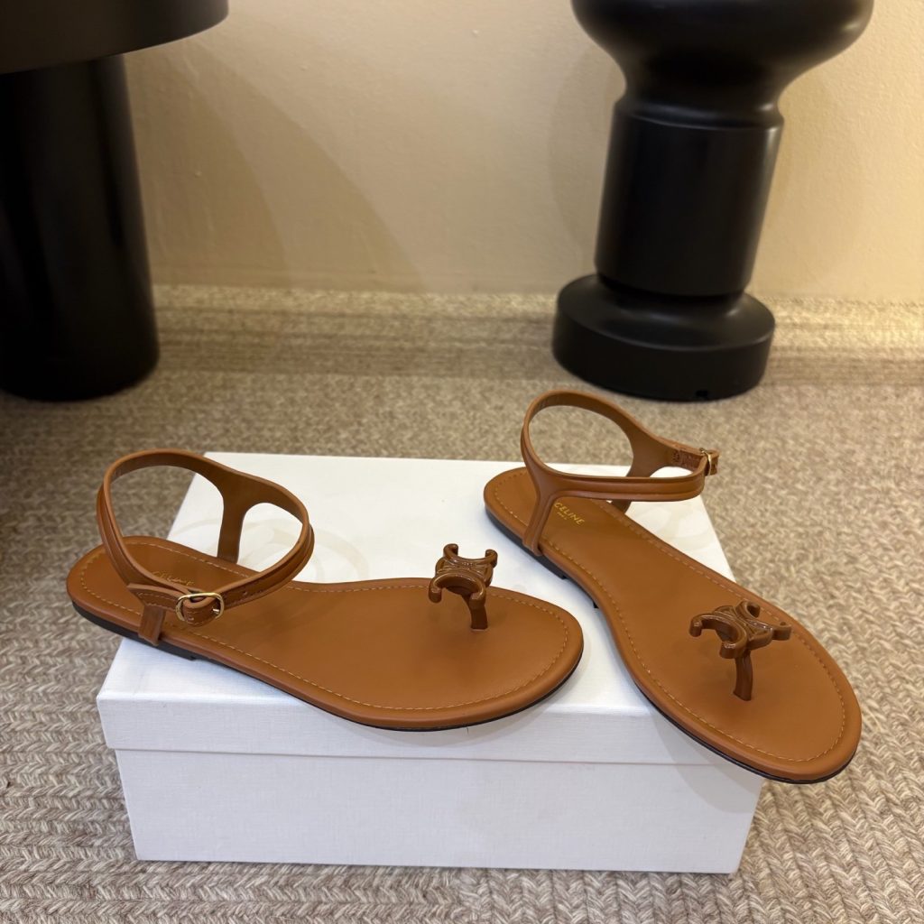 Celine Triomphe Thong Flat Sandals Lambskin Calfskin Lining Italian Leather Sole