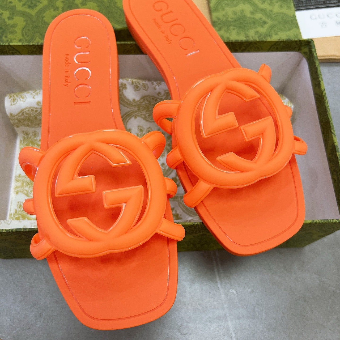 Gucci Double G Logo Beach Slide Sandals in TPU Material