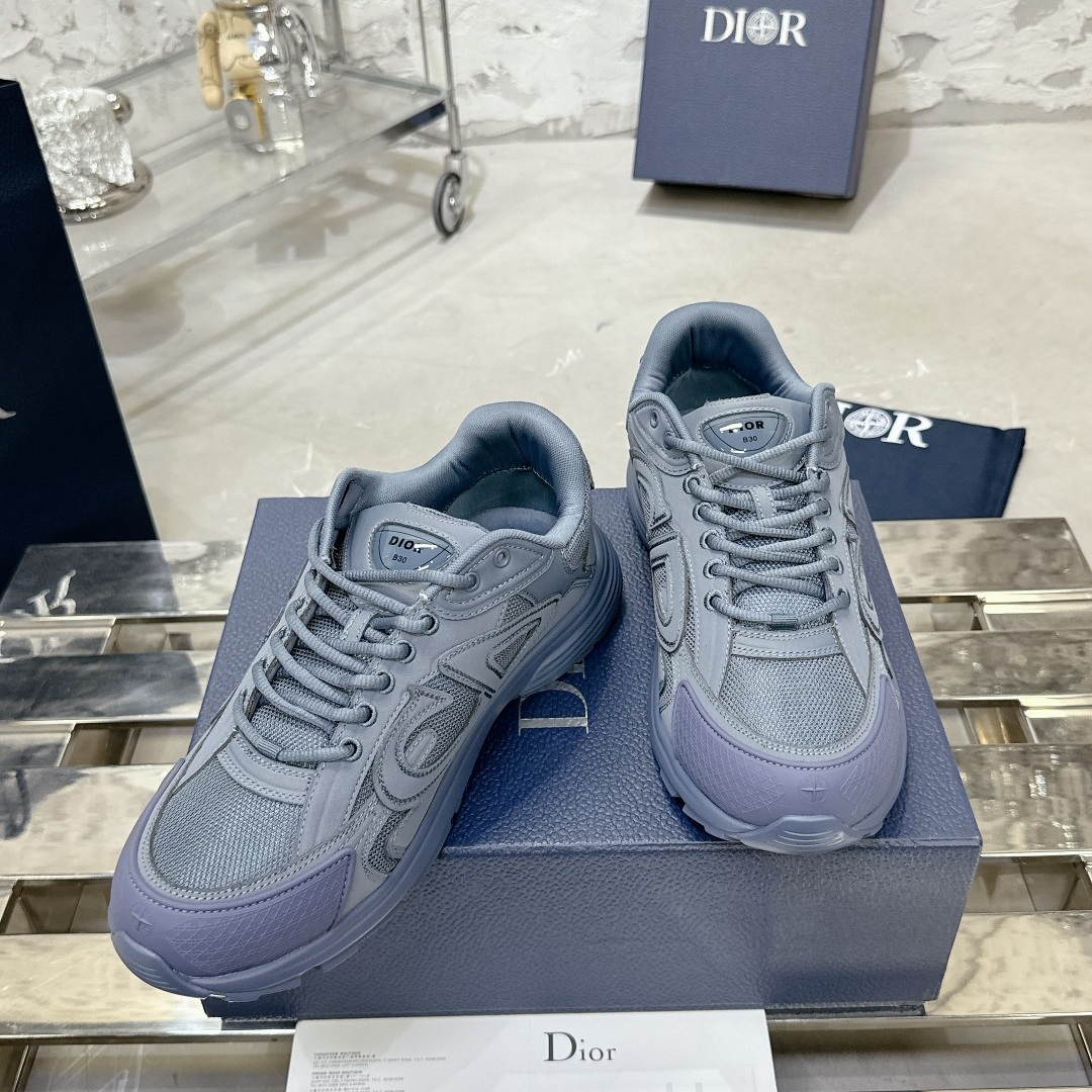 DIOR Sneakers in Premium Leather with Molded Rubber Outsole