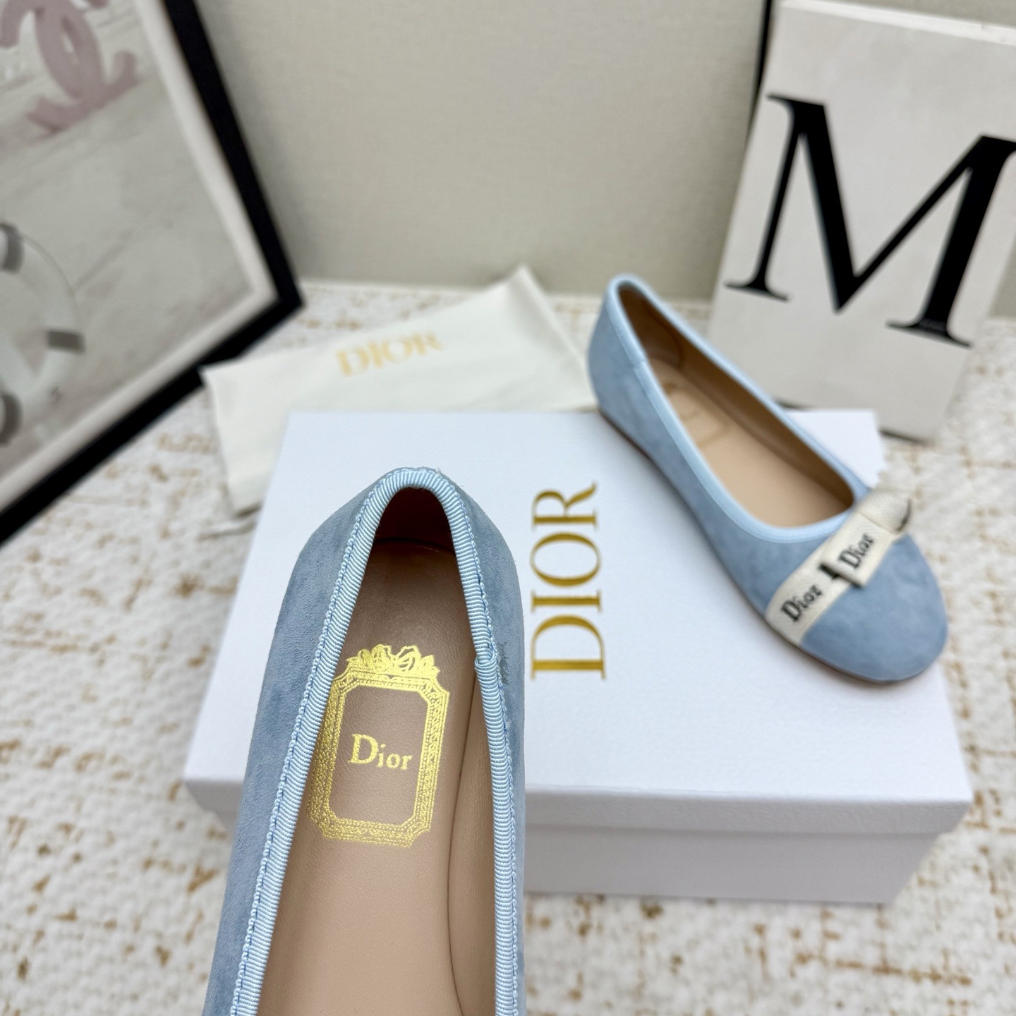 DIOR Slippers in Premium Leather with Molded Rubber Outsole