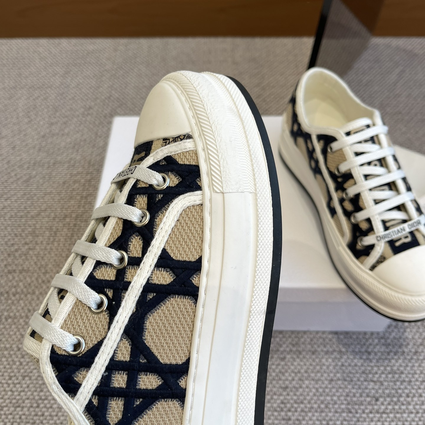 DIOR Sneakers in Premium Leather with Molded Rubber Outsole