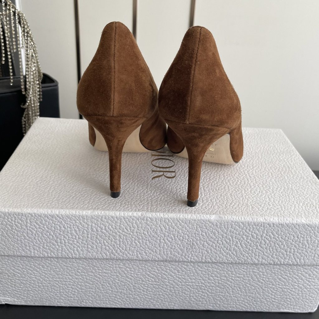 DIOR Slippers in Premium Leather with Molded Rubber Outsole