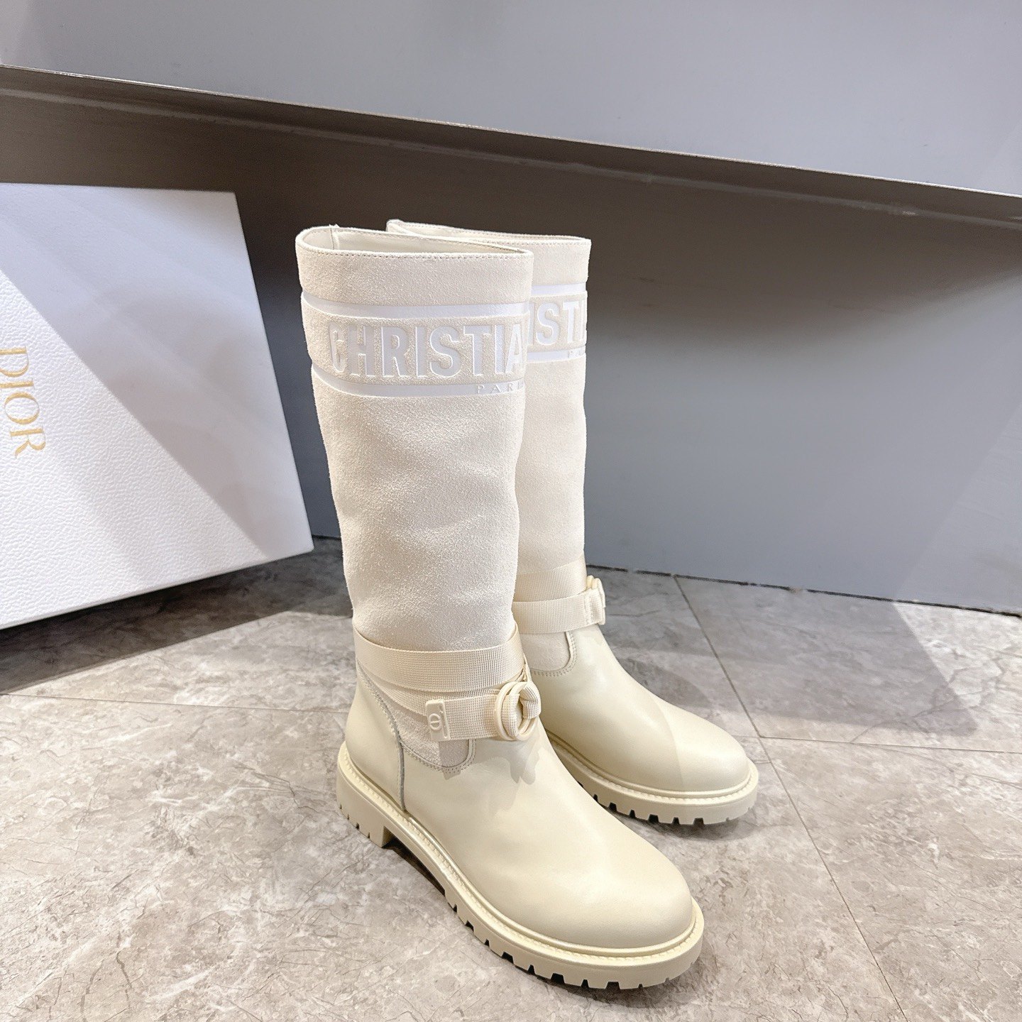 DIOR Boots in Premium Leather with Molded Rubber Outsole