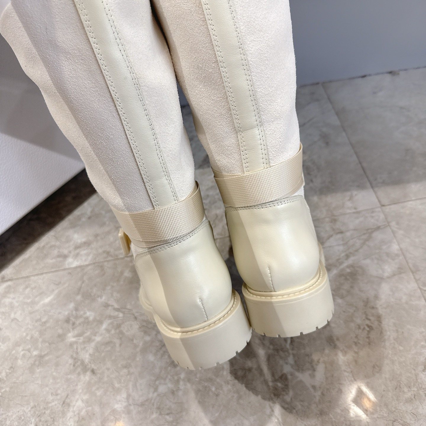DIOR Boots in Premium Leather with Molded Rubber Outsole