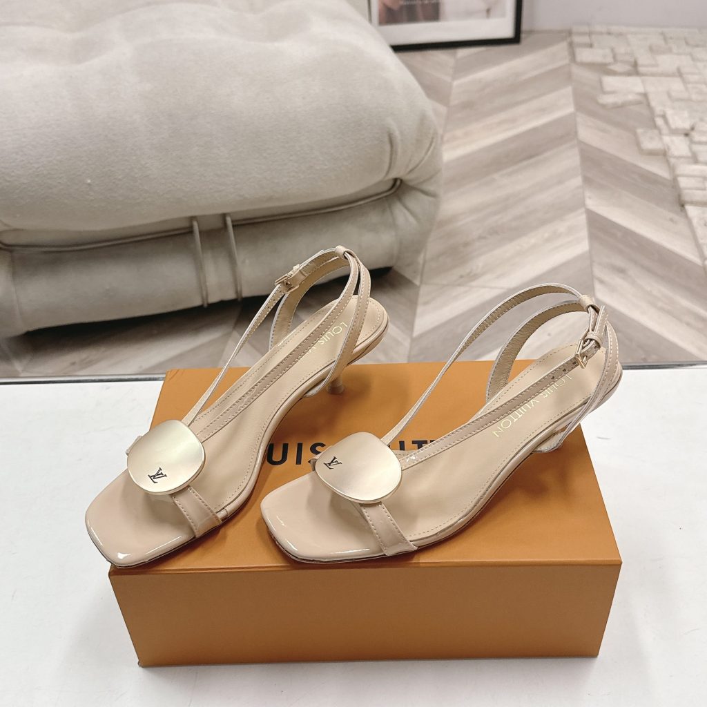 LOUIS VUITTON Sandals in Premium Leather with Molded Rubber Outsole