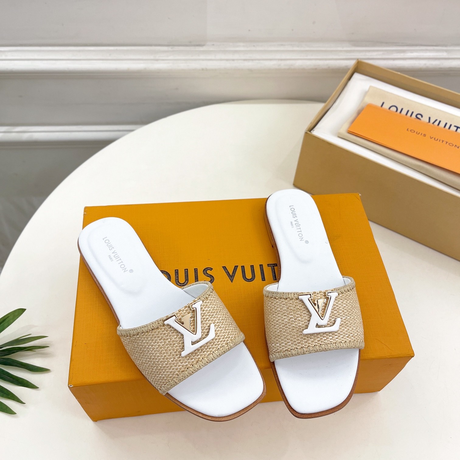LOUIS VUITTON Sandals in Premium Leather with Molded Rubber Outsole