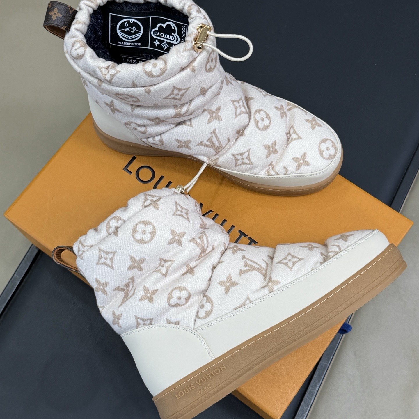 LOUIS VUITTON Boots in Premium Leather with Molded Rubber Outsole