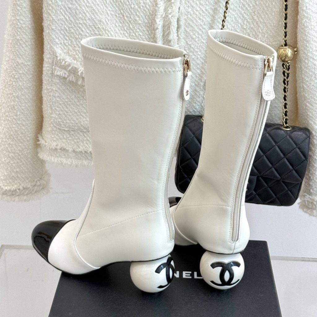 CHANEL Boots in Premium Leather with Molded Rubber Outsole