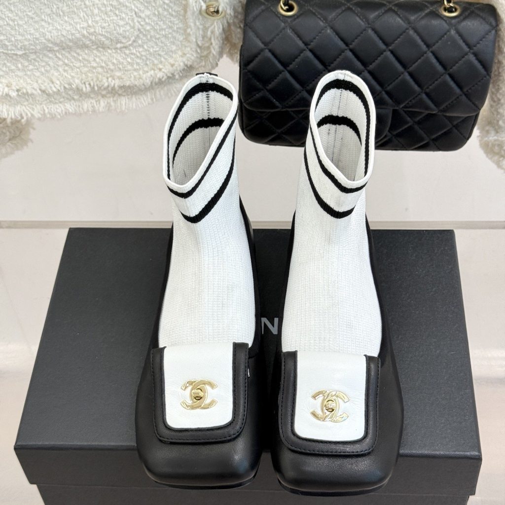 CHANEL Boots in Premium Leather with Molded Rubber Outsole