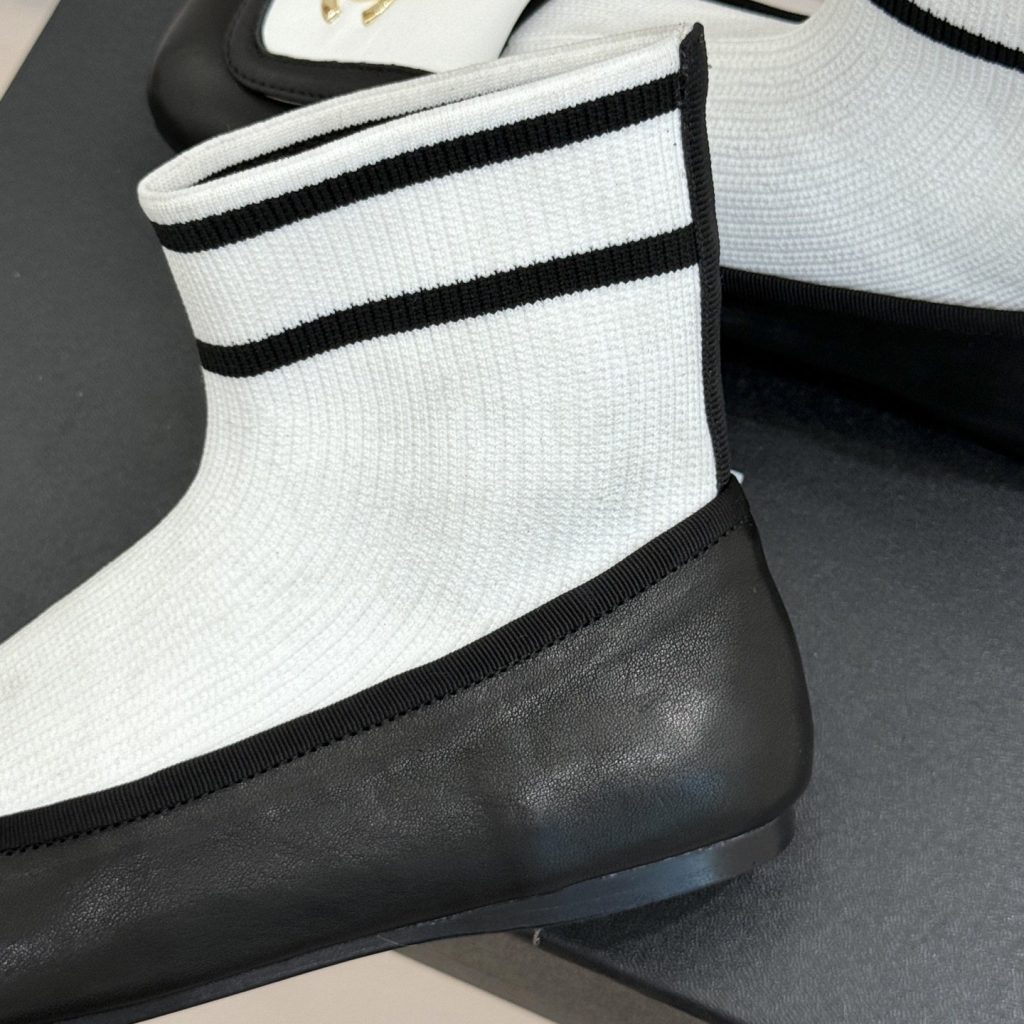 CHANEL Boots in Premium Leather with Molded Rubber Outsole