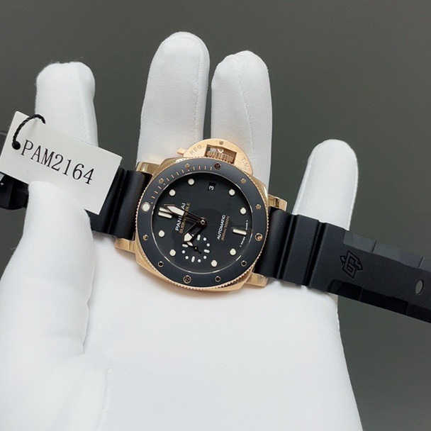 PANERAI Submersible WatchPanerai Submersible Style Automatic Watch, Black Dial Rubber Strap