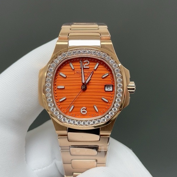 PATEK PHILIPPE Nautilus 701Patek Philippe Nautilus Style Automatic Watch, Green Dial Diamond Index Metal Bracelet0 Watch