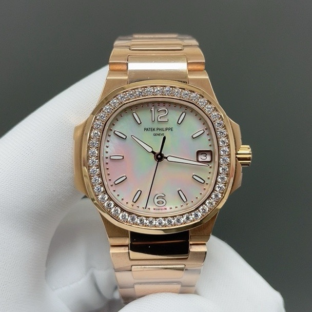 PATEK PHILIPPE Nautilus 701Patek Philippe Nautilus Style Automatic Watch, Green Dial Diamond Index Metal Bracelet0 Watch