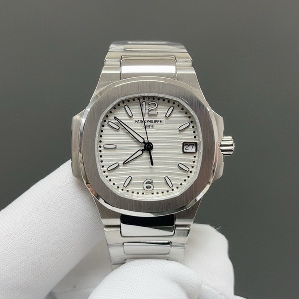 PATEK PHILIPPE Nautilus WatPatek Philippe Nautilus Style Automatic Watch, Blue Dial Date Metal Braceletch