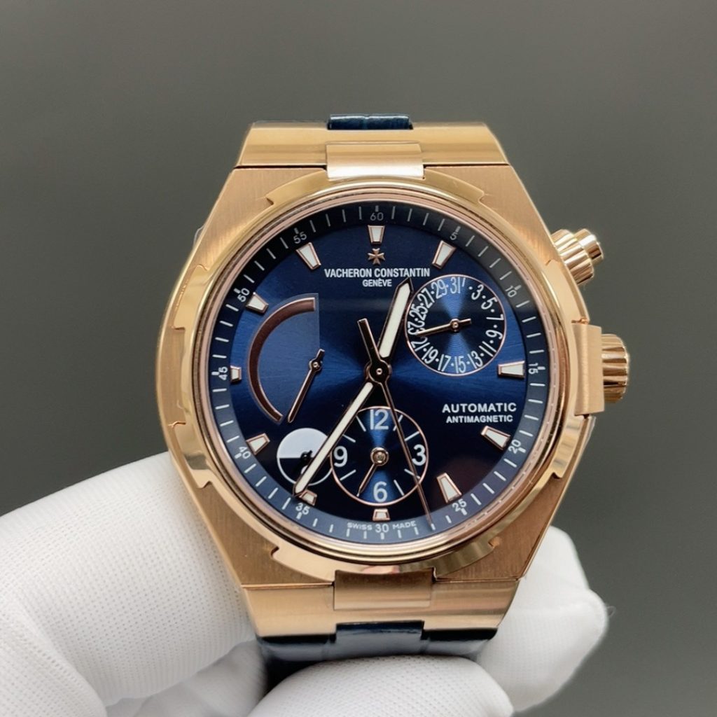 Vacheron Constantin OverseaVacheron Constantin Overseas Style Automatic Watch, Silver Dial Date Leather Straps Watch