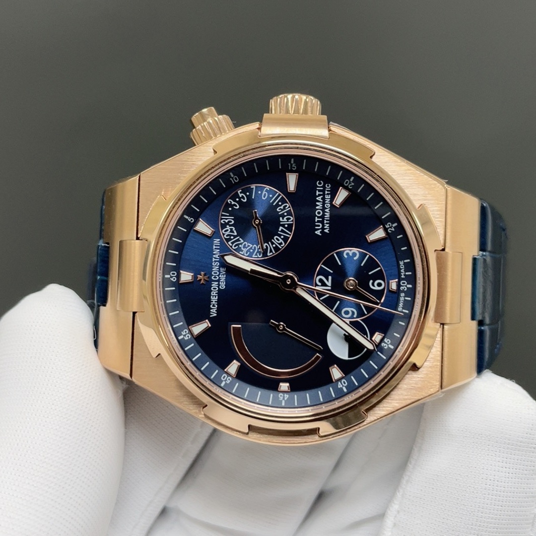 Vacheron Constantin OverseaVacheron Constantin Overseas Style Automatic Watch, Silver Dial Date Leather Straps Watch