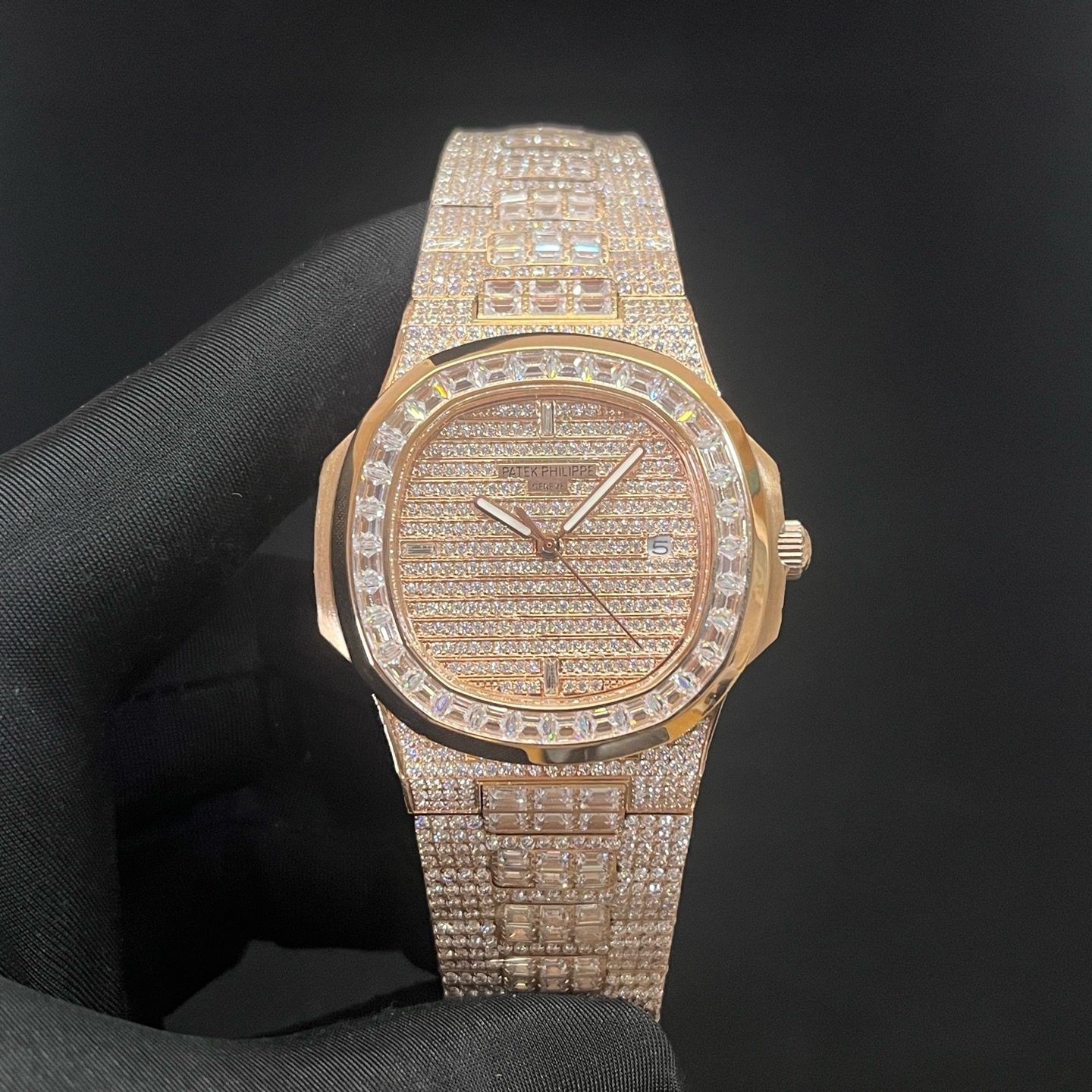 Patek Philippe Automatic Watch, Diamond Dial Date Rose Gold Case Metal Bracelet 50m Water Resistant
