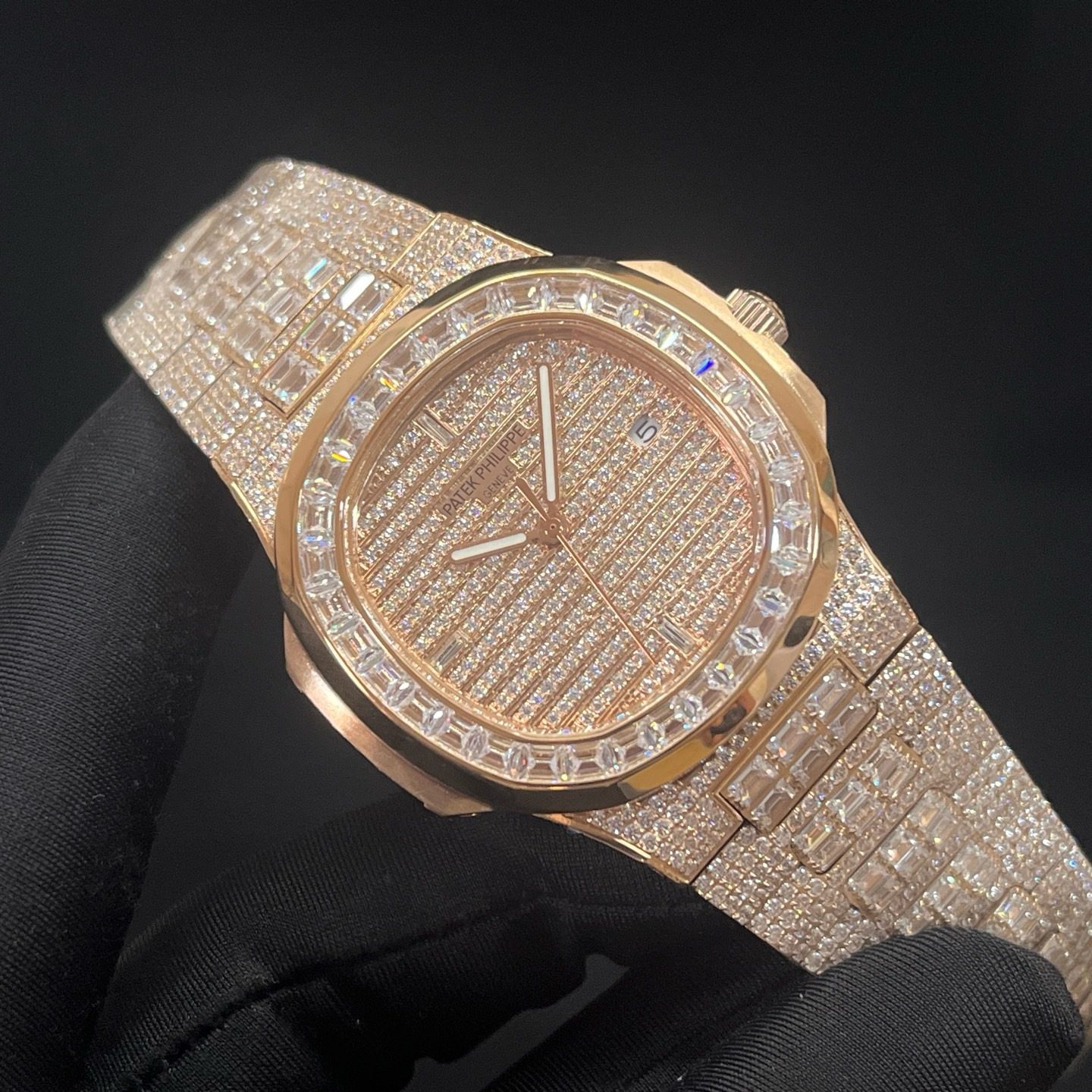 Patek Philippe Automatic Watch, Diamond Dial Date Rose Gold Case Metal Bracelet 50m Water Resistant
