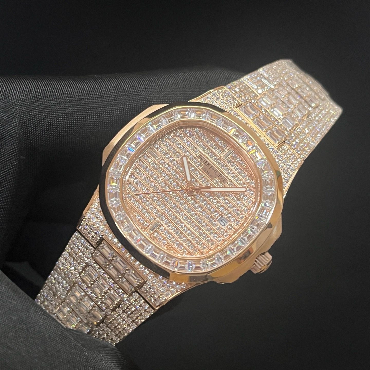 Patek Philippe Automatic Watch, Diamond Dial Date Rose Gold Case Metal Bracelet 50m Water Resistant