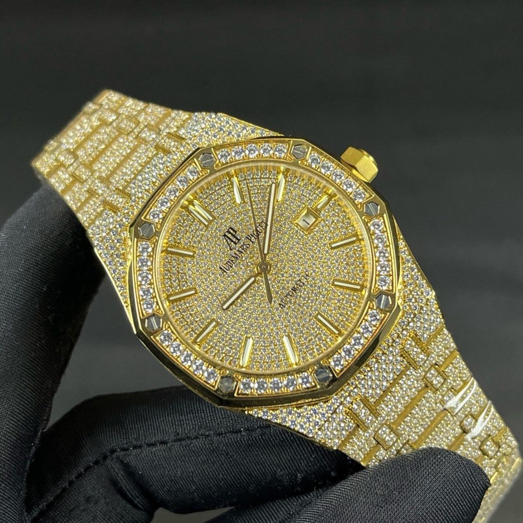 Audemars Piguet Automatic Watch, Diamond Dial Index Rose Gold Case Metal Bracelet Sapphire Crystal