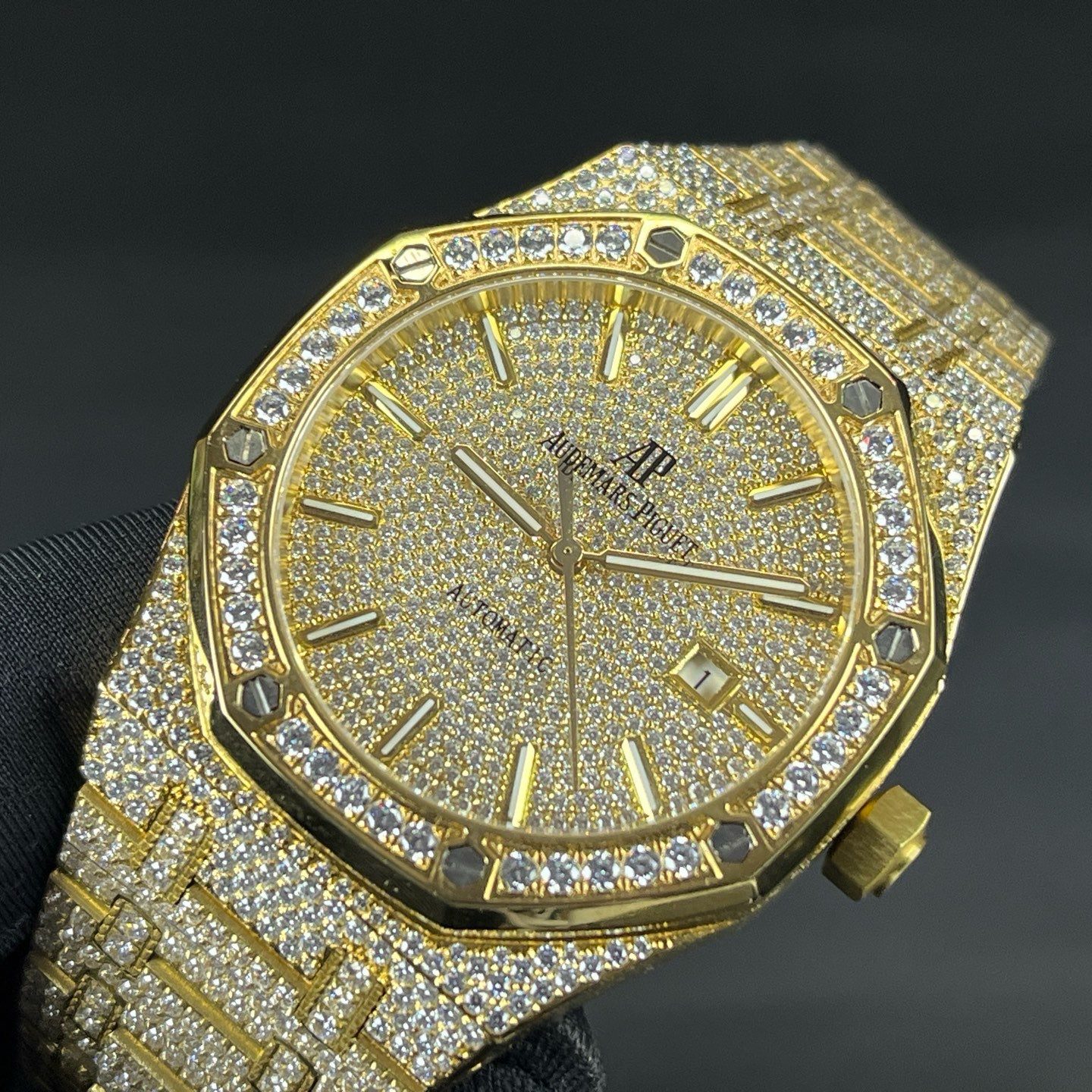 Audemars Piguet Automatic Watch, Diamond Dial Index Rose Gold Case Metal Bracelet Sapphire Crystal