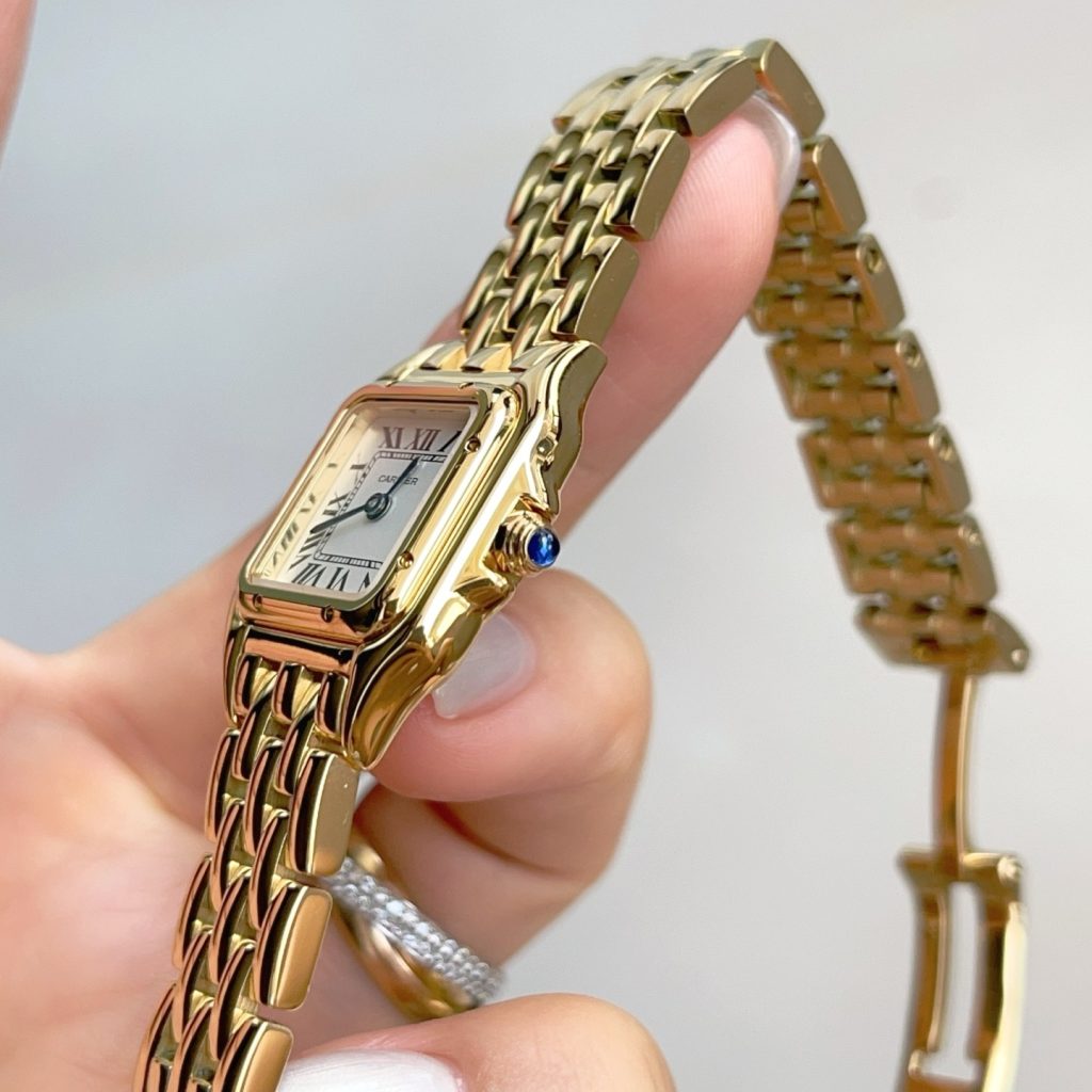 Cartier Panthere WatchCartier Panthère Style Quartz Watch, White Dial Roman Numeral Metal Bracelet