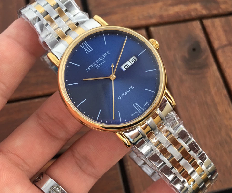 Patek Philippe Automatic Calendar Watch with Cream Dial and Metal Bracelet