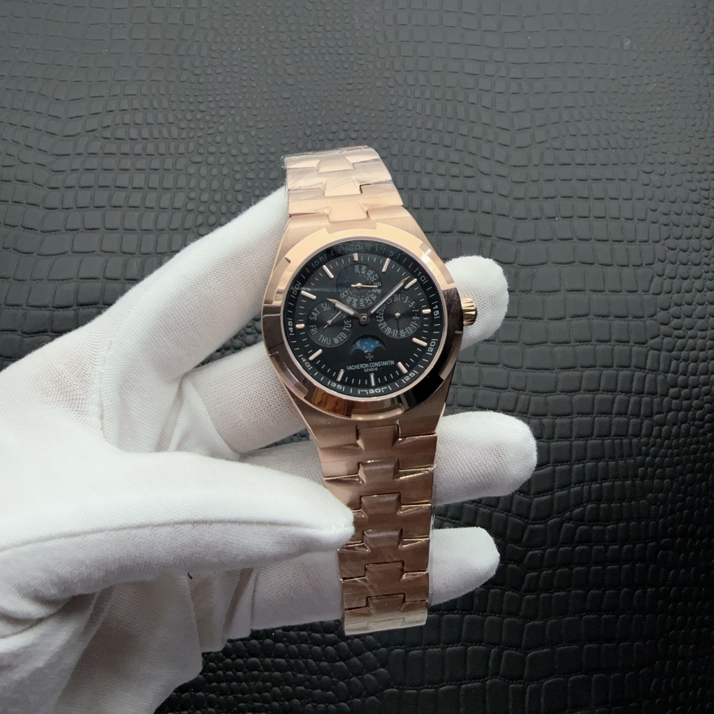 Vacheron Constantin-Style Automatic Watch with Rose-Gold Two-Tone Bracelet