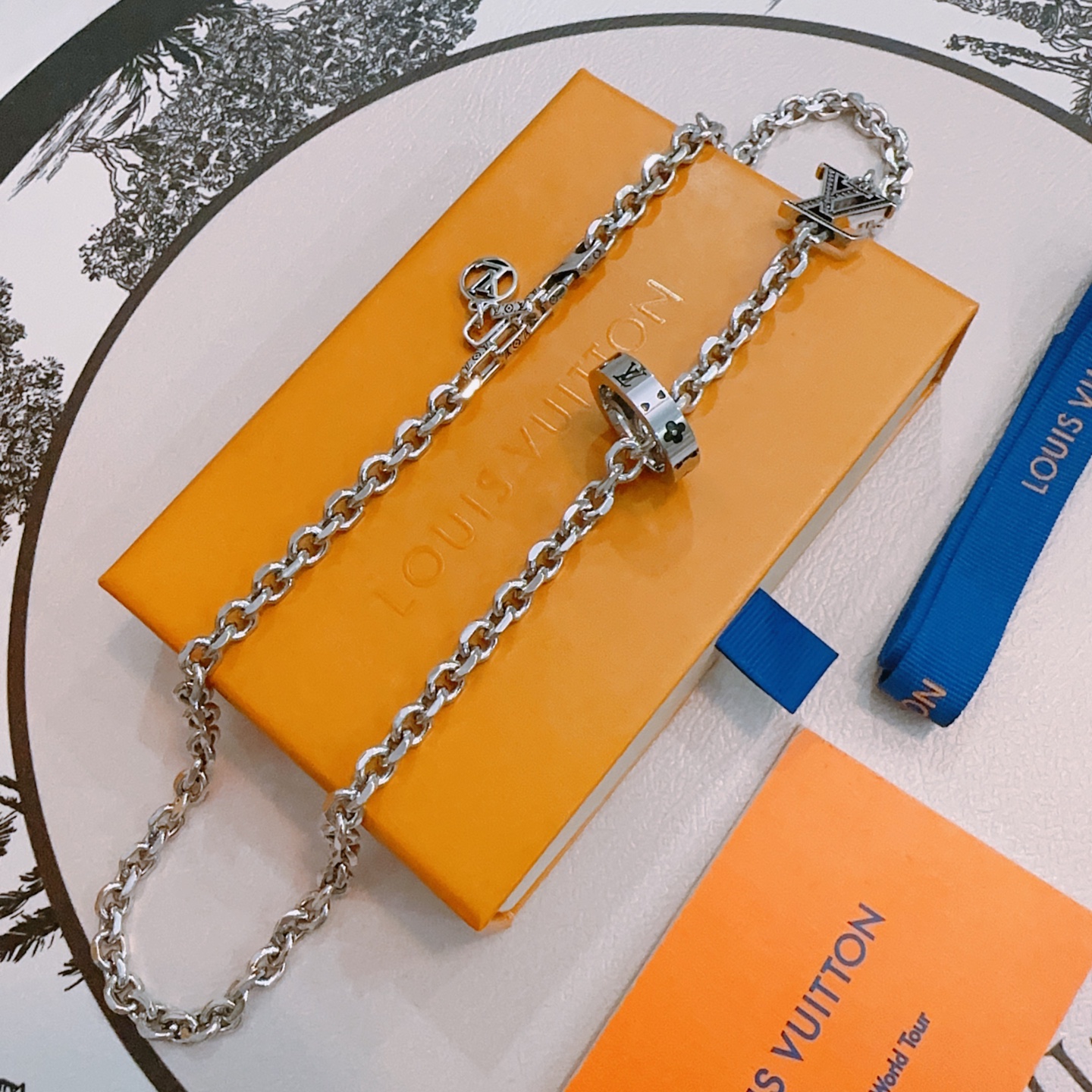 Louis Vuitton Monogram World Tour Necklace Silver-tone Metal Chain Necklace Chain Adjustable Chain