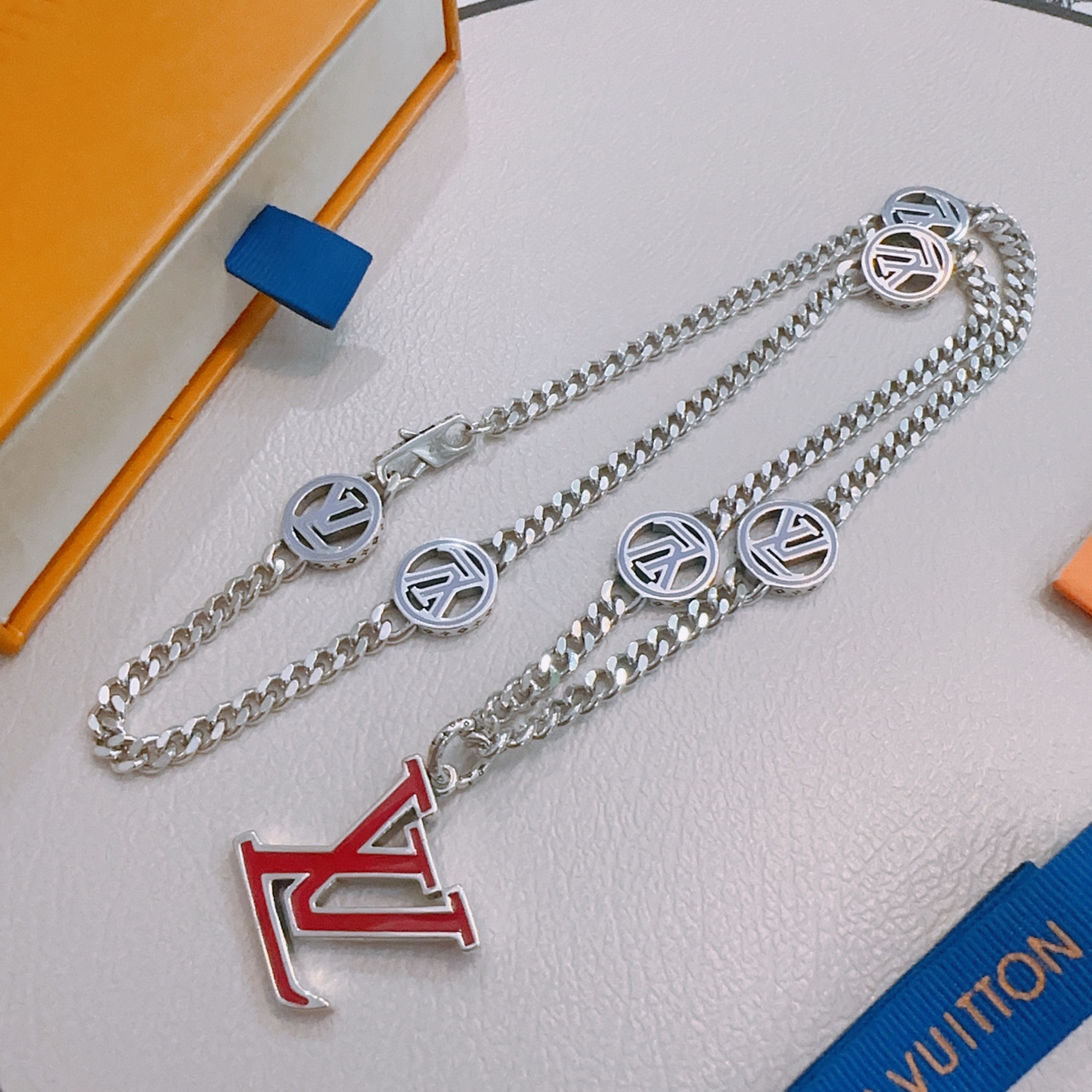 Louis Vuitton Necklace Pendant
