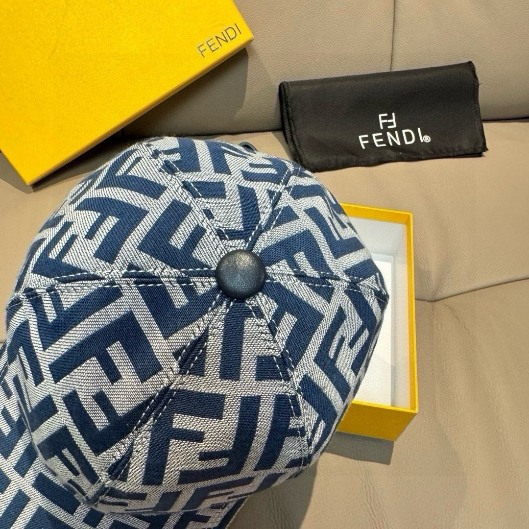 Fendi Hat Leather