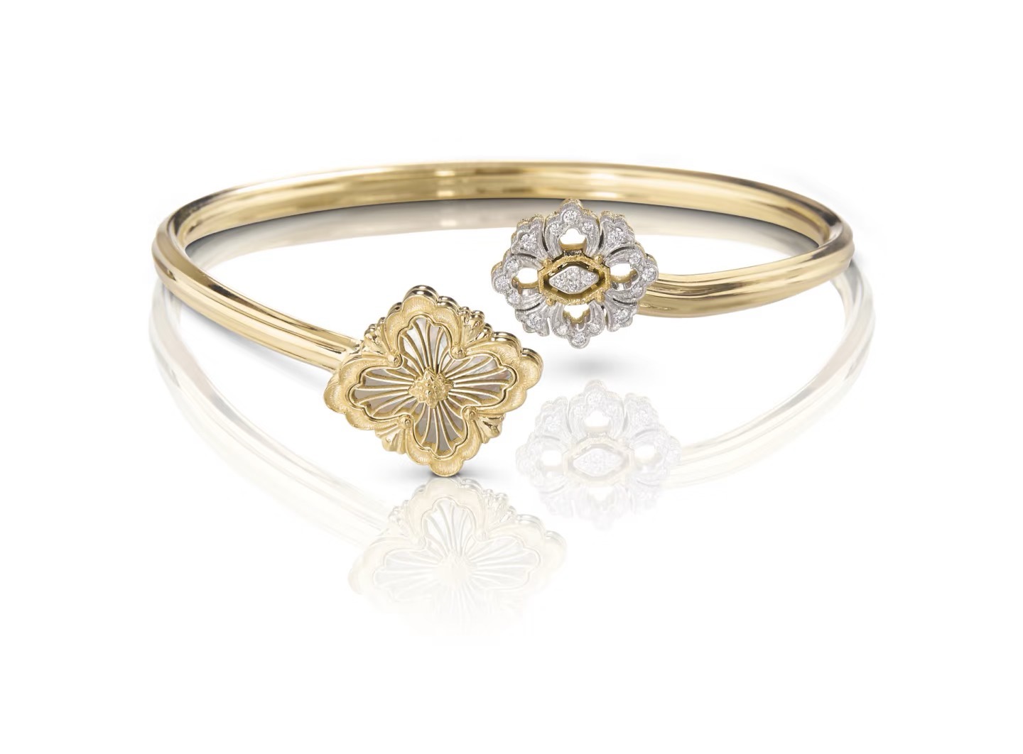 Buccellati Opera Tulle Bangle 18K Yellow Gold, Diamonds Tulle Open Bangle Double-flower motif with