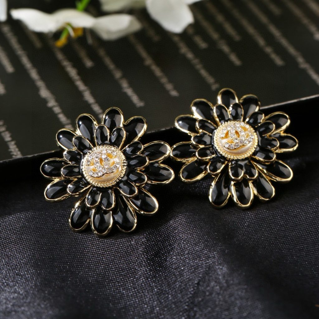 CHANEL Earrings Flower Stud
