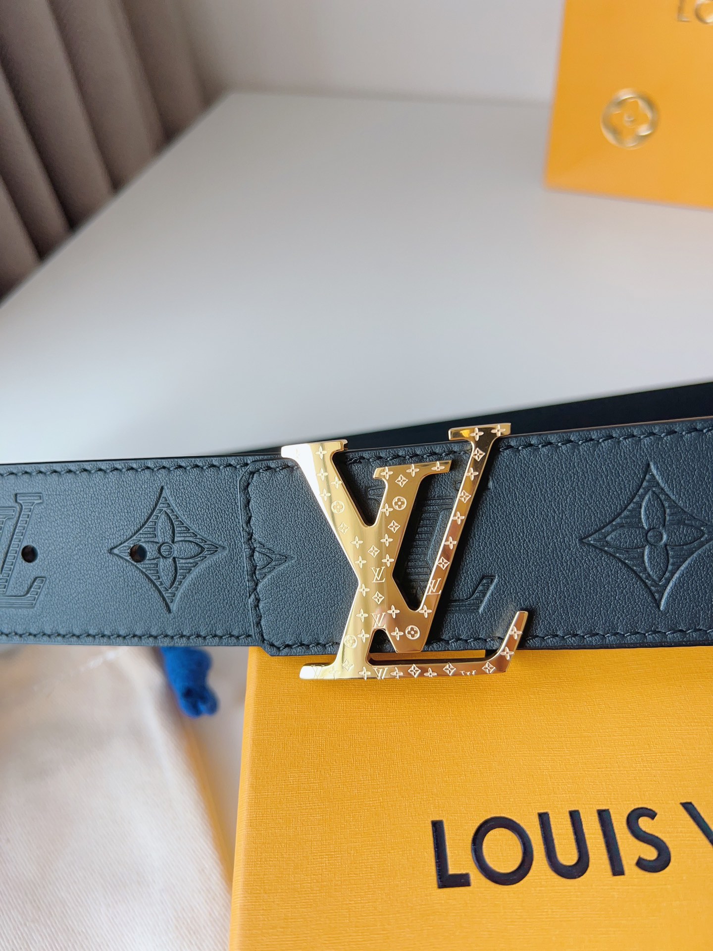 Louis Vuitton Belt Calfskin leather Monogram Eclipse reversible belt with gold-tone LV buckle