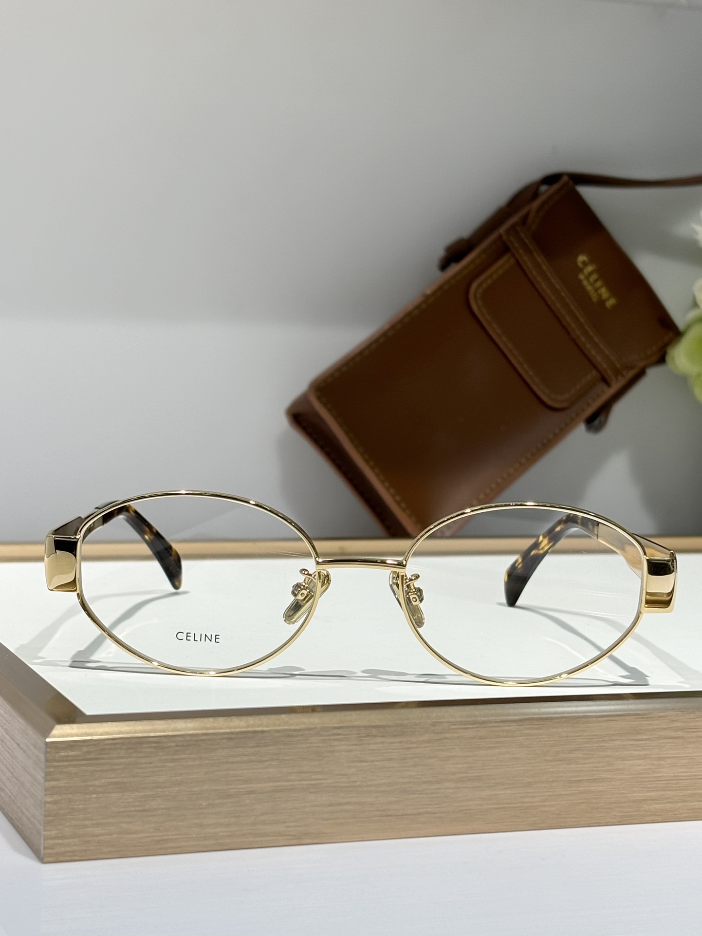 Celine Sunglasses Metal, Acetate Oval metal frame with tortoiseshell temple tips and C-logo hinge