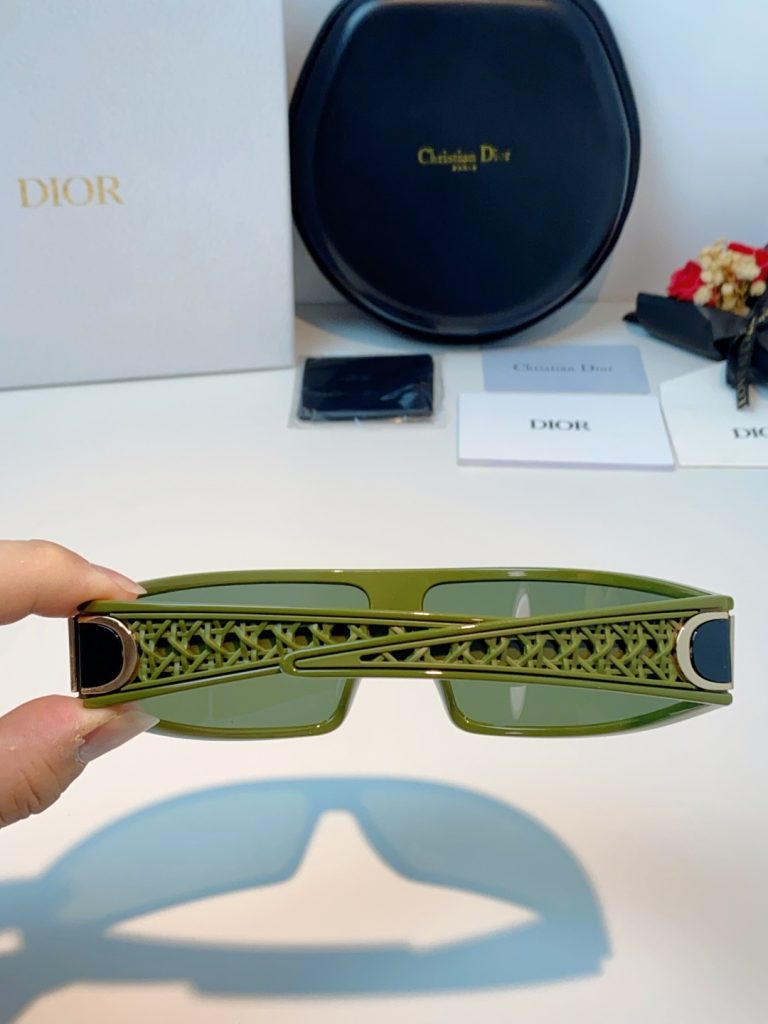 Dior Rose des Vents Shield Sunglasses Acetate Metal Gold-tone Lattice Detail