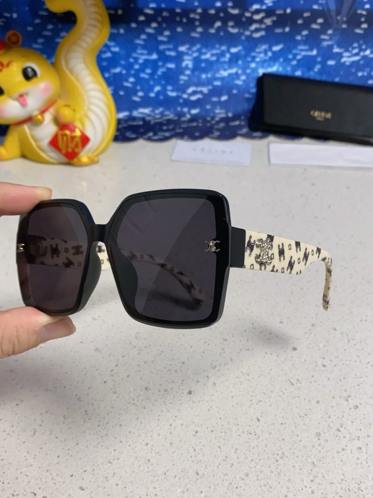 CELINE Triomphe Oversized Square Acetate Sunglasses Rhinestone Temple Logo